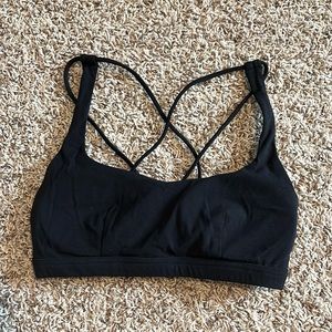 Light support sports bra